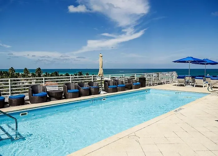 Rooftop-Pool King Bed Suite On Ocean Dr C305