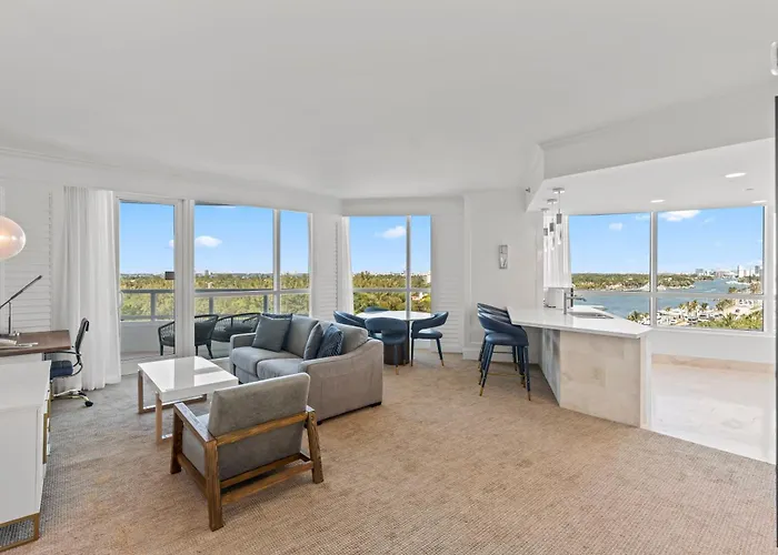Luxury King Apartment With Bay View At Miami Beach