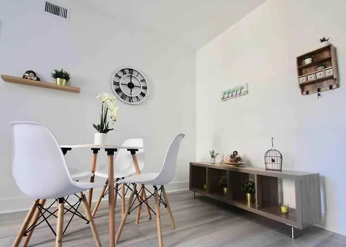 Chic And Modern Apartment Steps From The Beach