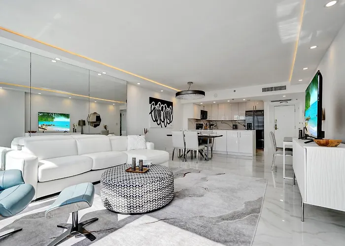 Luxury Oceanfront Condo Magnificent Views 701