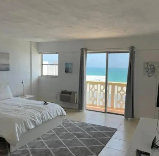 1502- Seaside Serenity- 1Br & 1Ba, Ocean Views