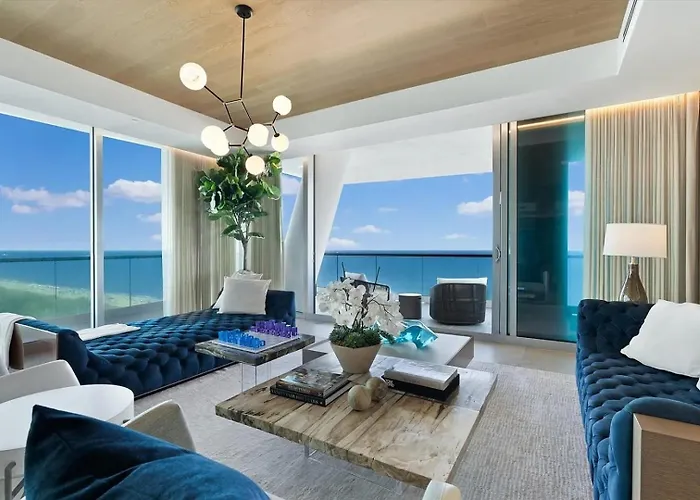 Luxurious Three Bedroom Oceanfront Residence