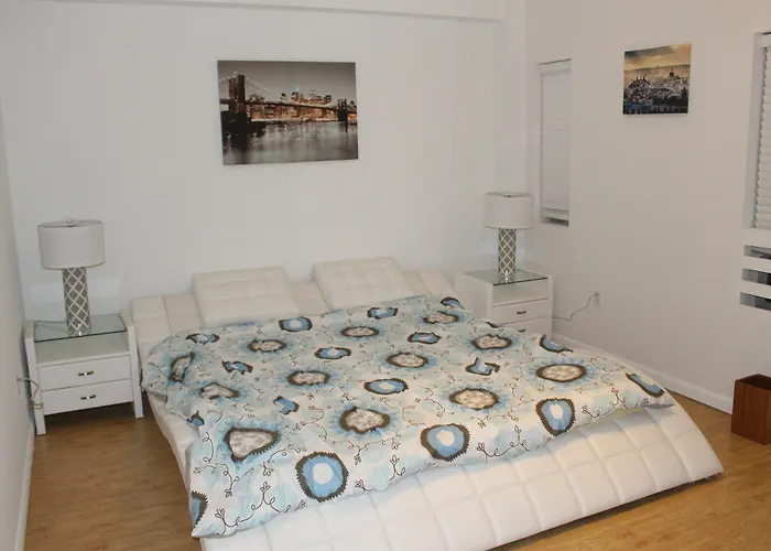 Governor South Beach Rentals