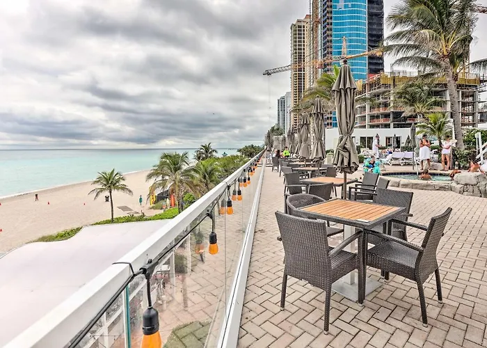 Sunny Isles Beach High Rise With Beach And Pool Access