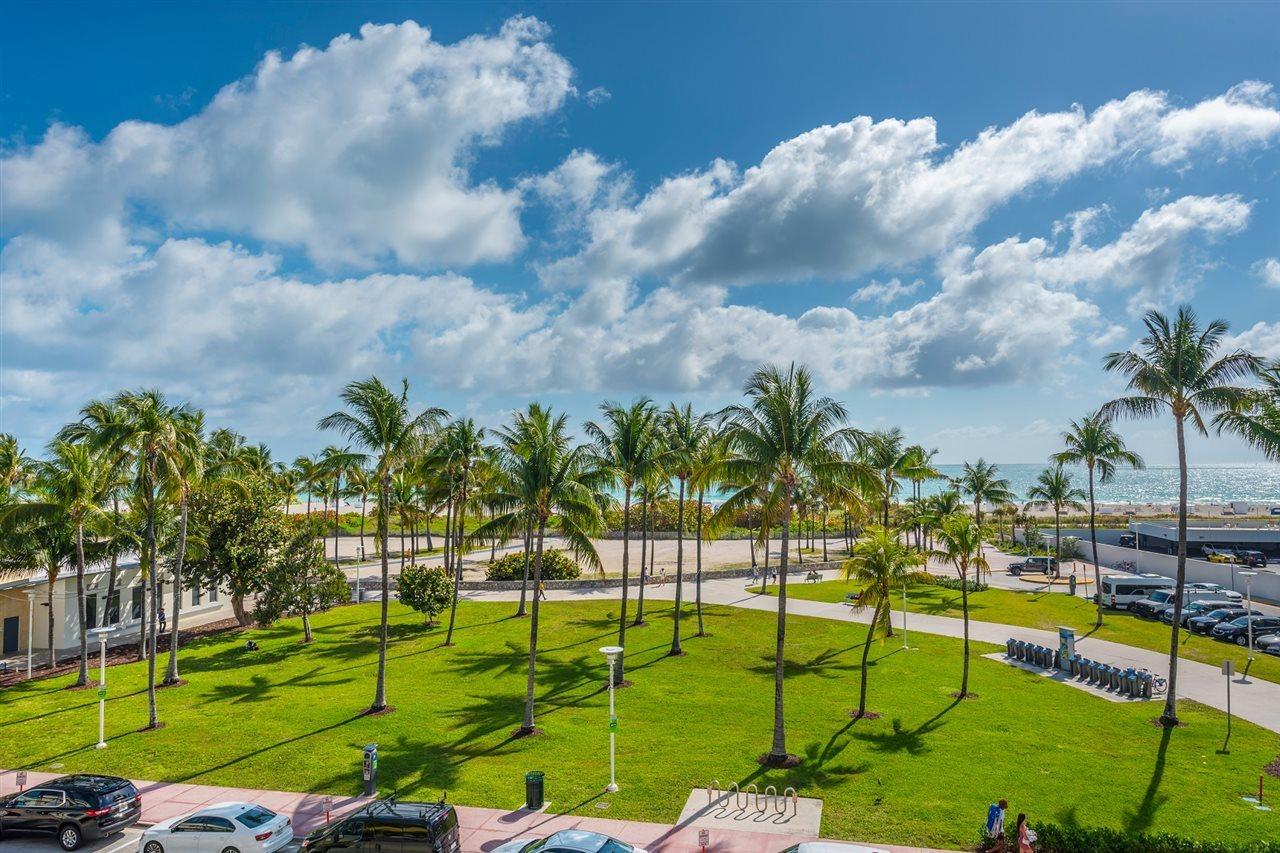 Hotel Bentley South Beach 4*