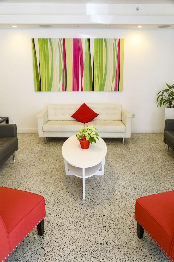 Hotel Collins Miami Beach