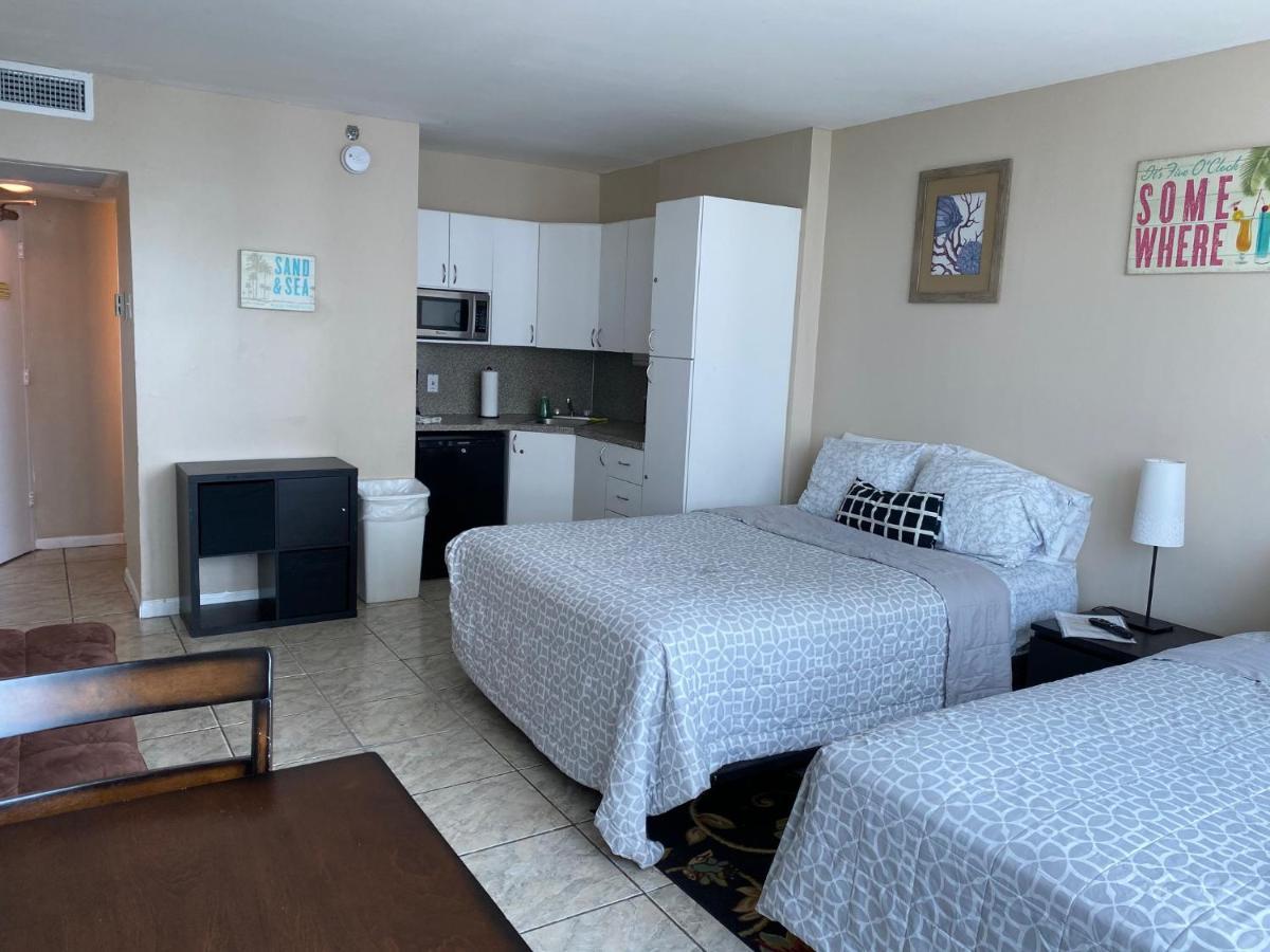 Ocean Front Units *