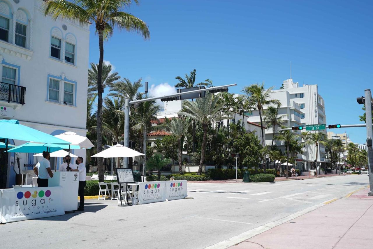 Deluxe At The Congress Aparthotel Miami Beach