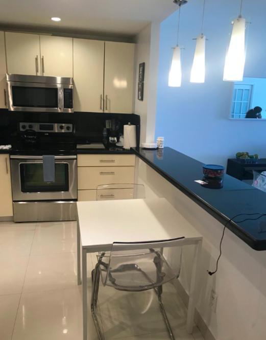 Ocean Reserve Collins Avenue Apartment