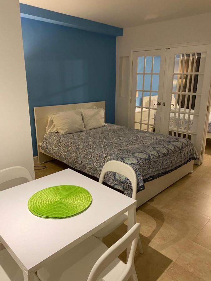 Ocean Front Units Apartment