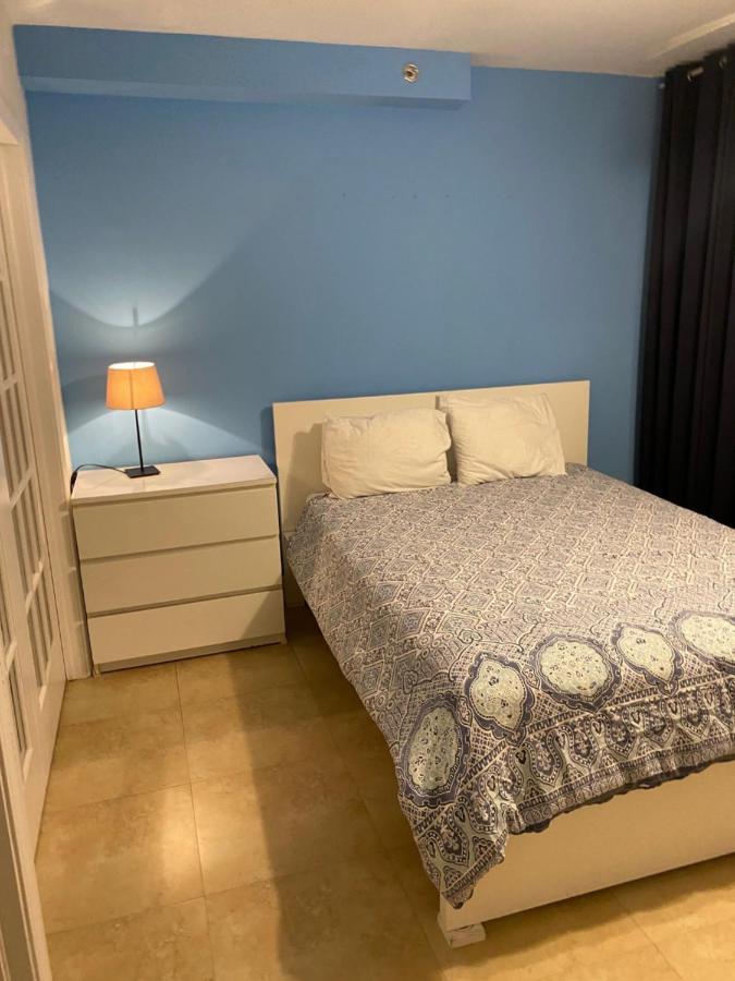 Ocean Front Units Apartment *
