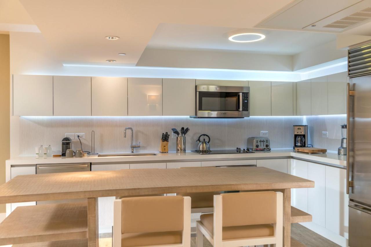 1 Bedroom Ocean View Located At 1 & Homes -1012