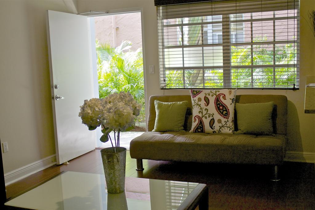 Aparthotel 751 Meridian House