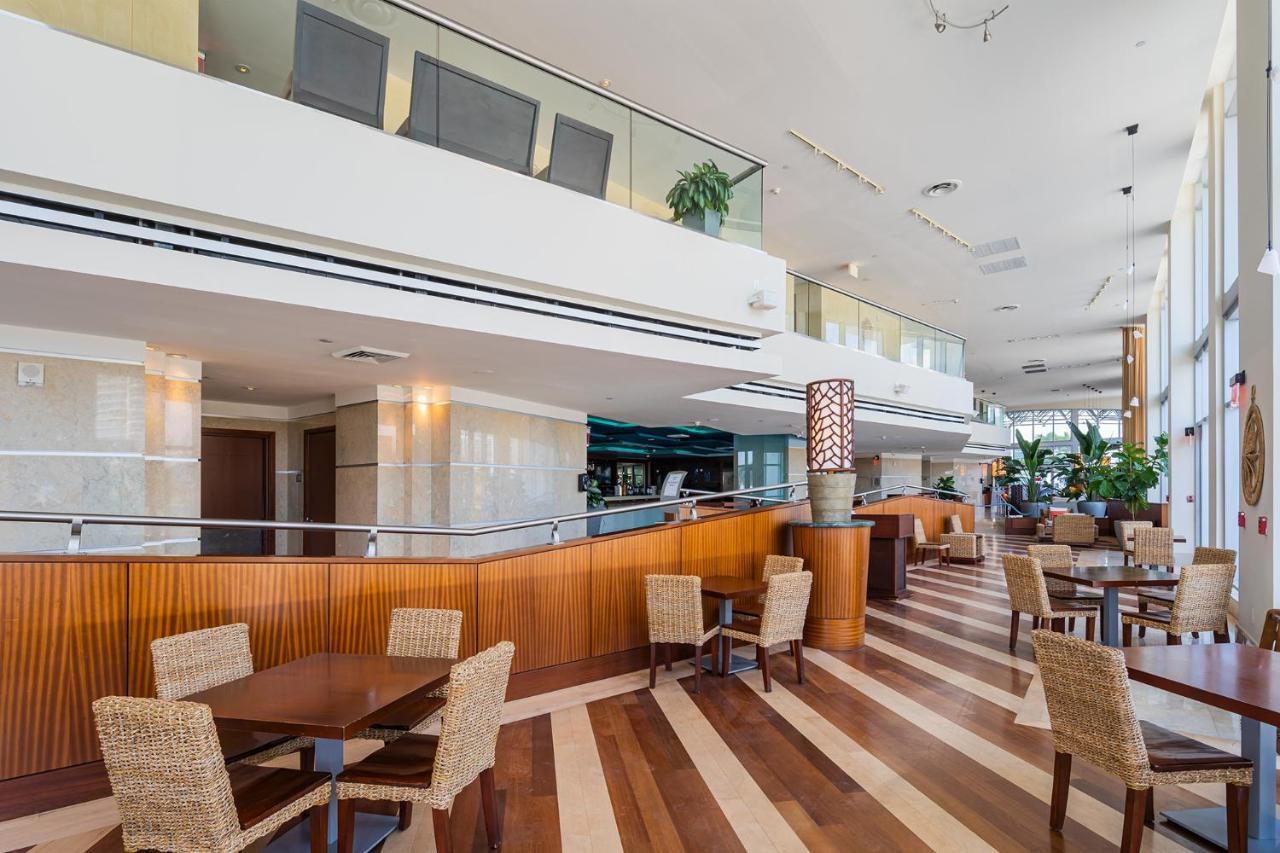 Sunny Isles 1bdr Sea View And Pool *