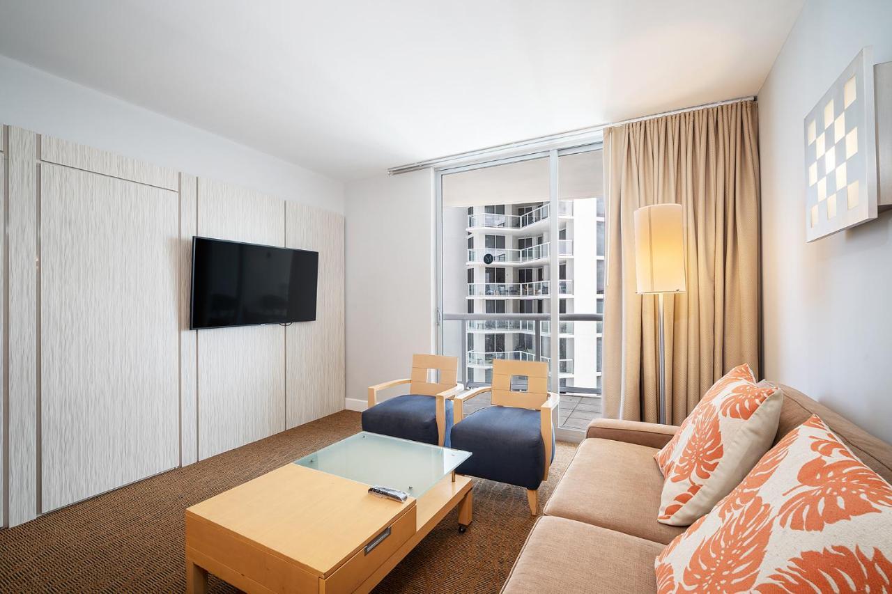 Sunny Isles 1bdr Sea View And Pool *