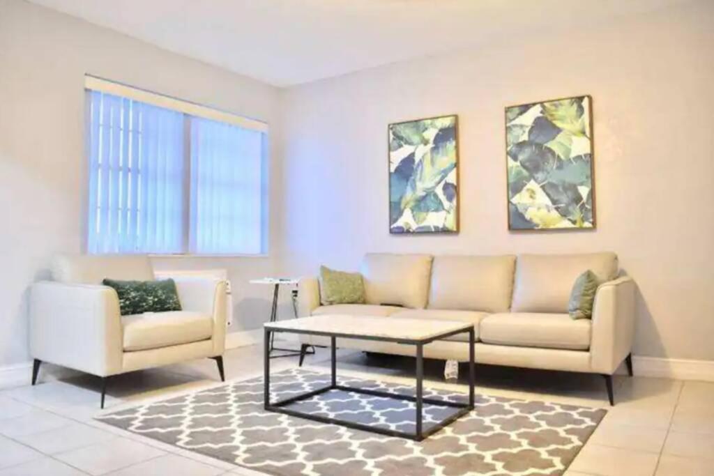 Miami's Bayfront One-bedroom Miami Beach