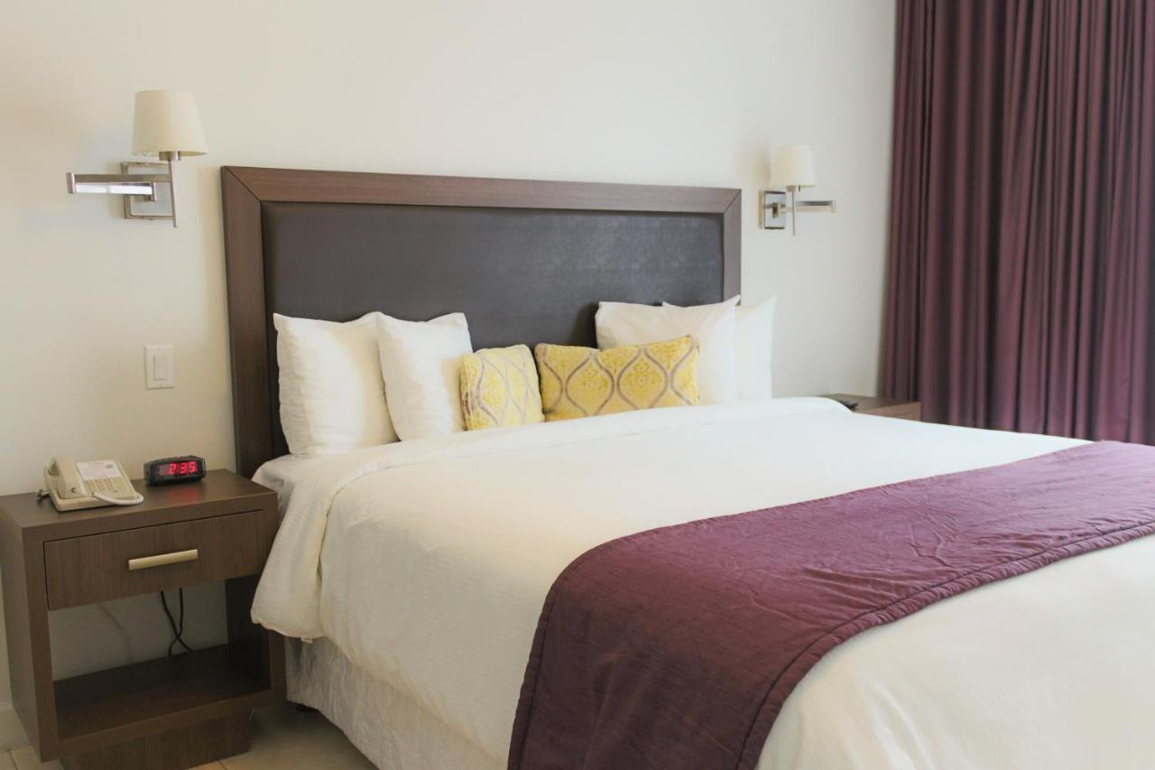 Hotel Collins Miami Beach