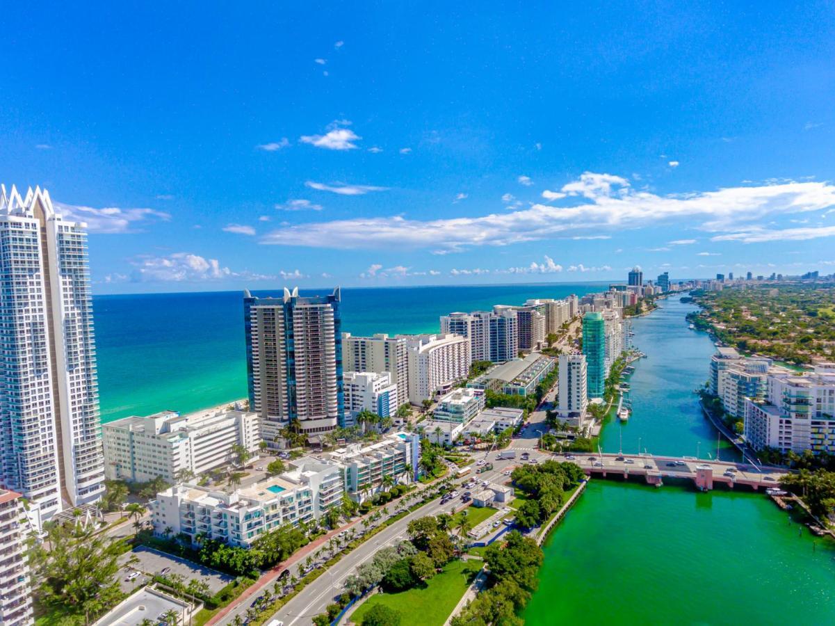 Front Miami *