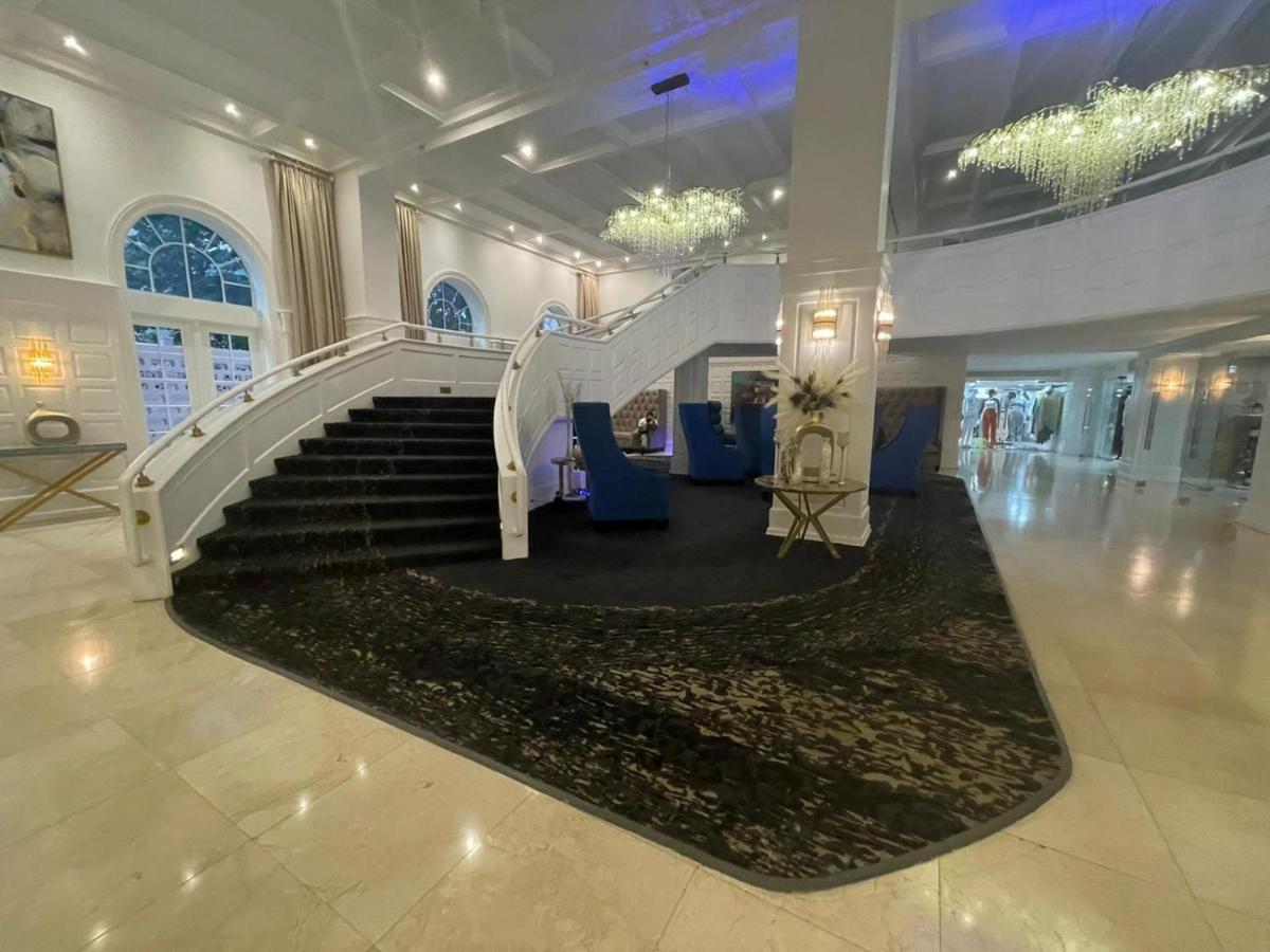 Alexander By Design Aparthotel 3*
