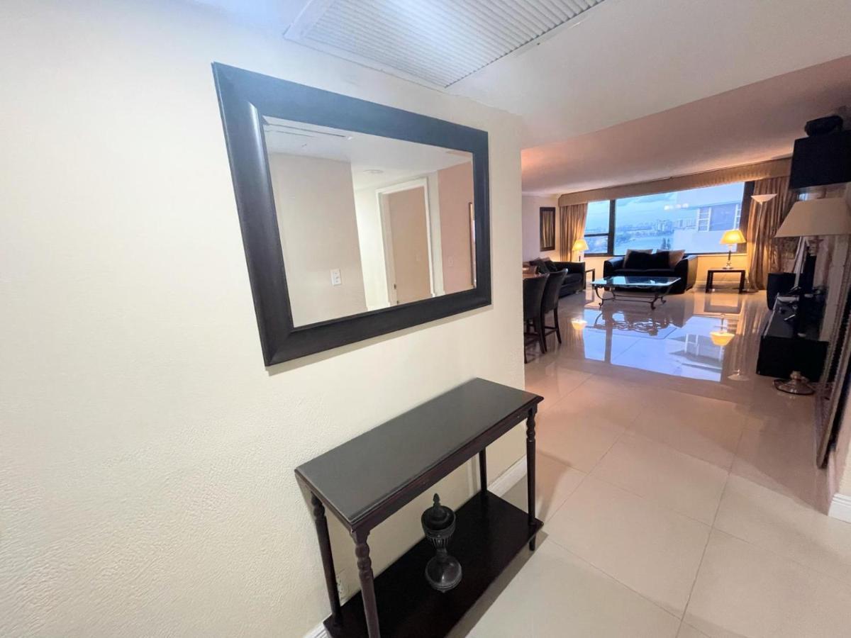 Aparthotel The Alexander Beach Residences