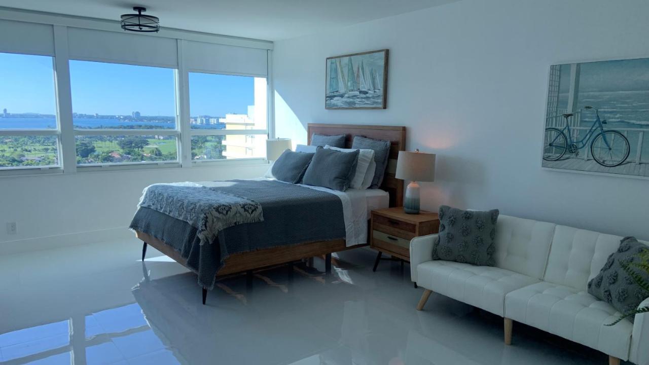 Bayview Studio Brand New *