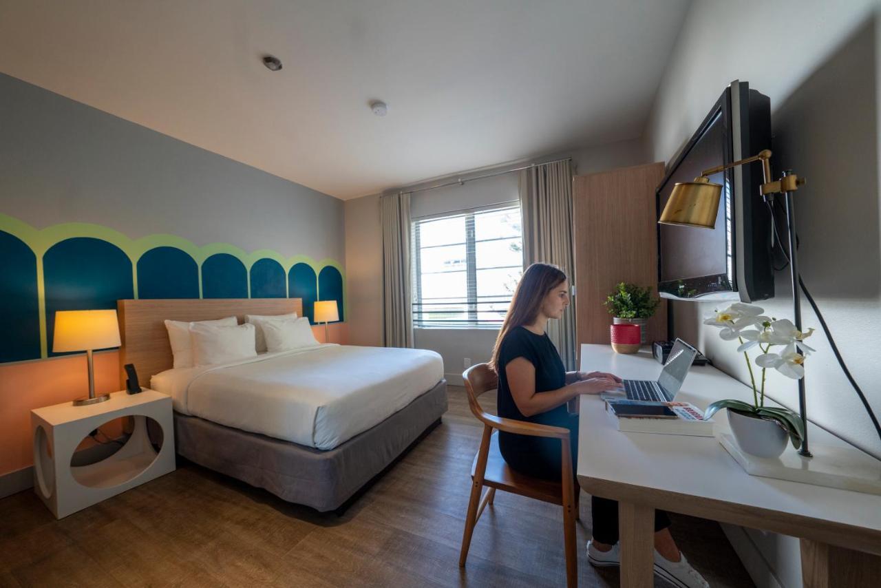 Viajero Miami (adults Only)