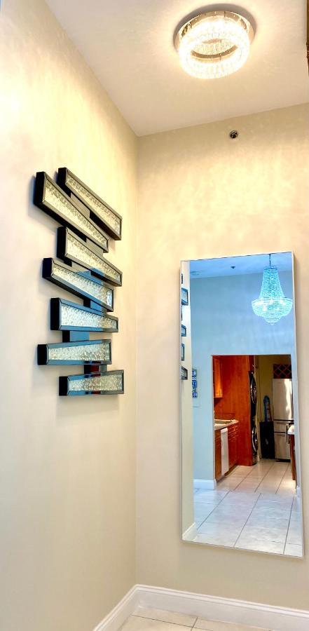 Large Luxurious Direct Ocean Front Penthouse Or Deluxe One Bedroom Ocean Front Condo-free Parking