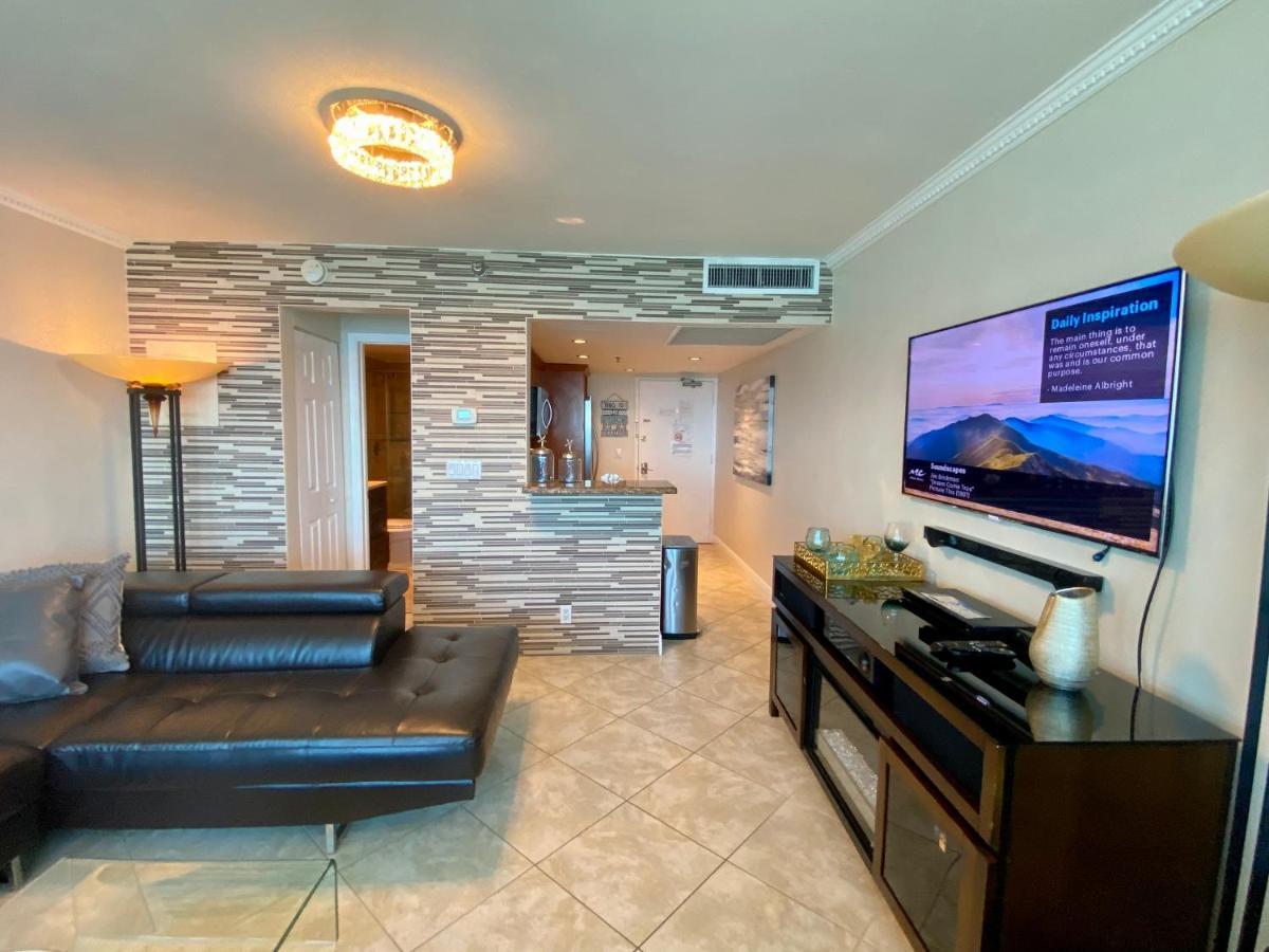 Apartment Large Luxurious Direct Ocean Front Penthouse Or Deluxe One Bedroom Ocean Front Condo-free Parking