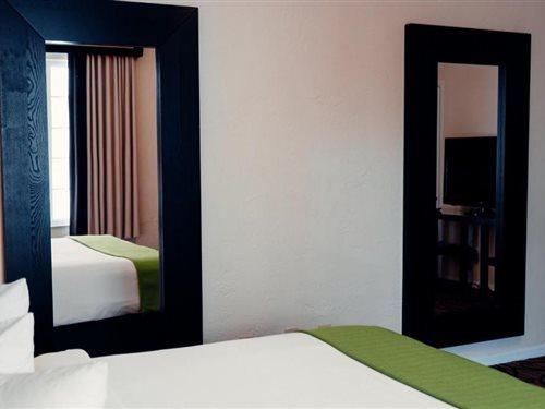 Essex House Hotel Miami Beach