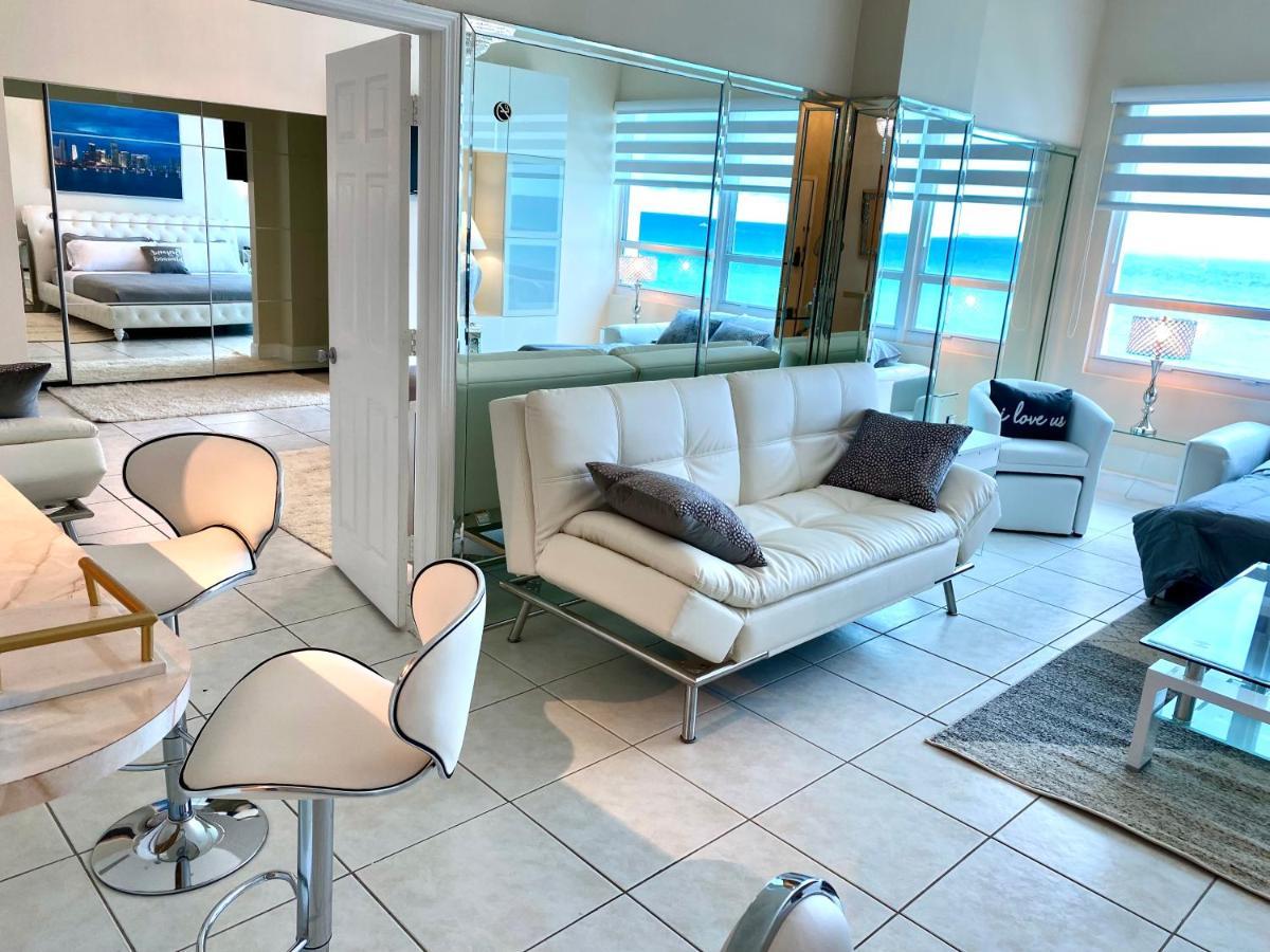 Large Luxurious Direct Ocean Front Penthouse Or Deluxe One Bedroom Ocean Front Condo-free Parking