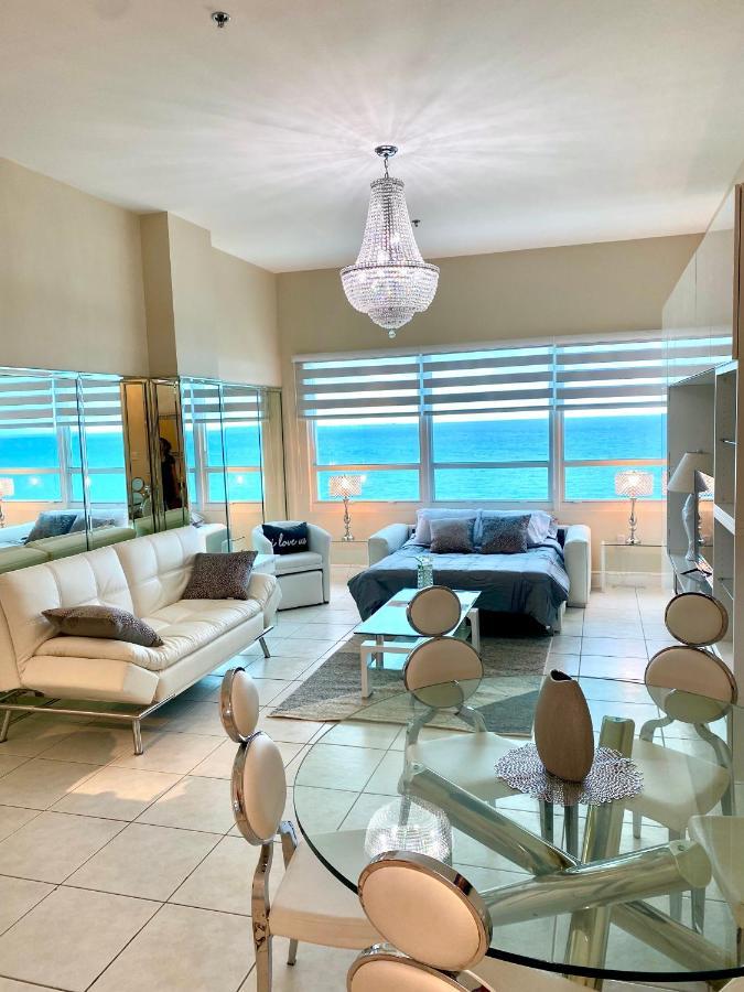 Large Luxurious Direct Ocean Front Penthouse Or Deluxe One Bedroom Ocean Front Condo-free Parking *