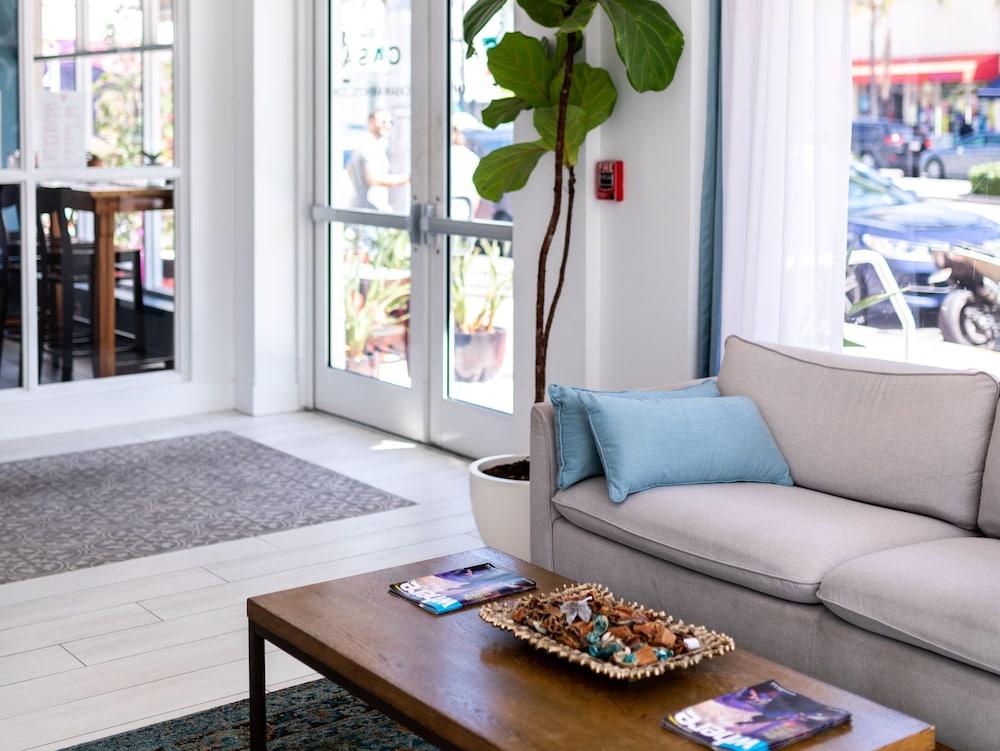 Casa Boutique