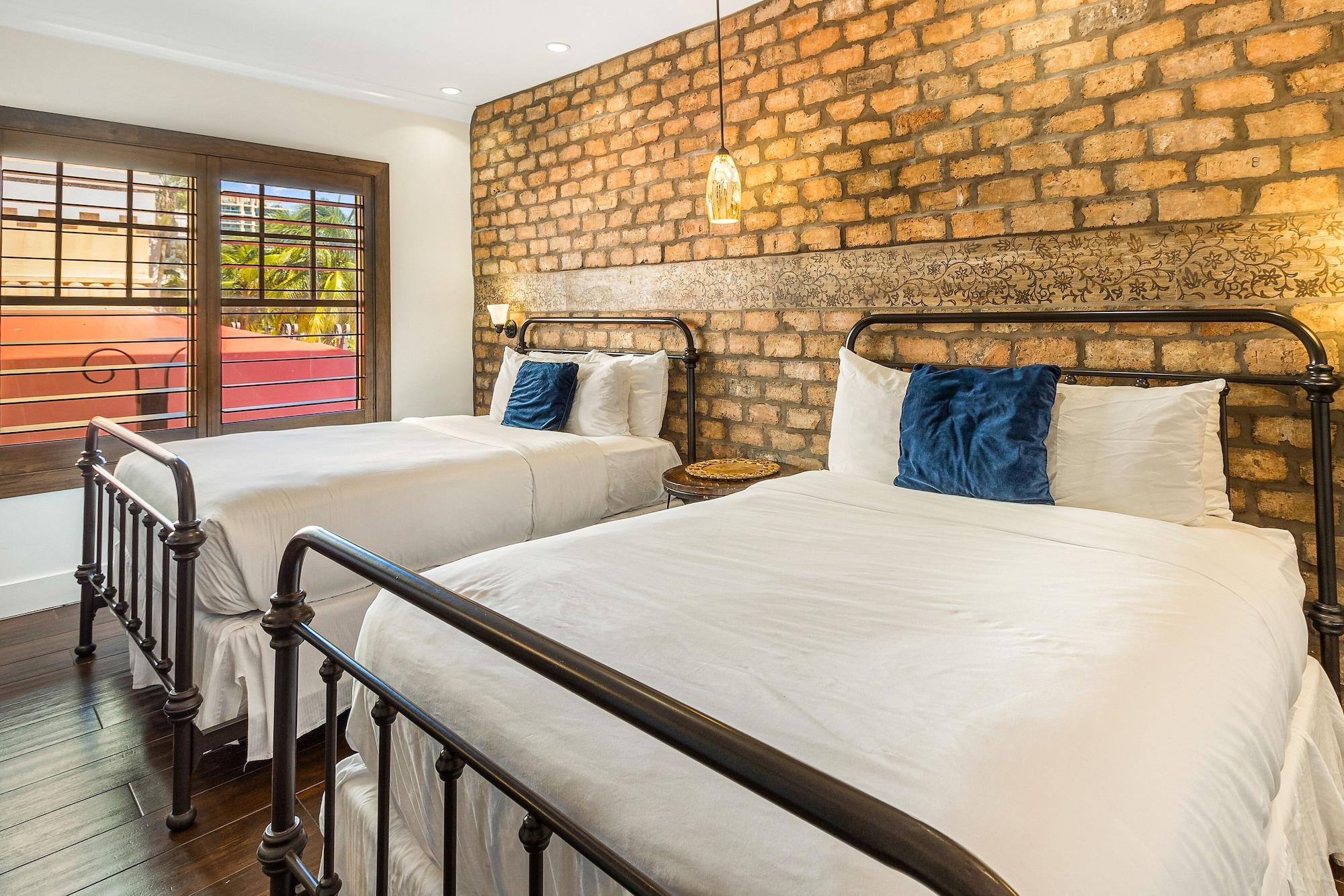 Hotel Cavalier South Beach 4*