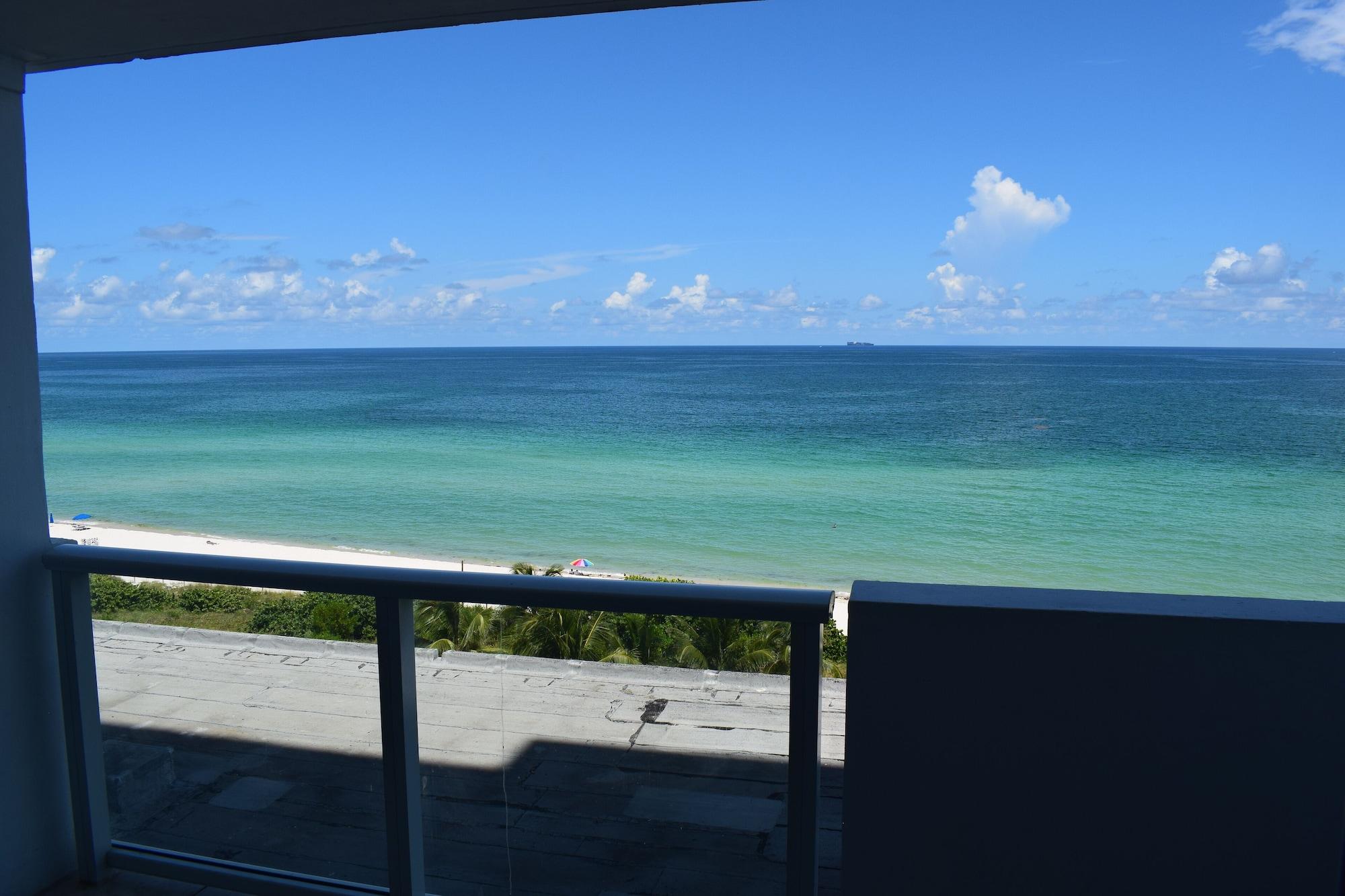 New Point Miami * Miami Beach