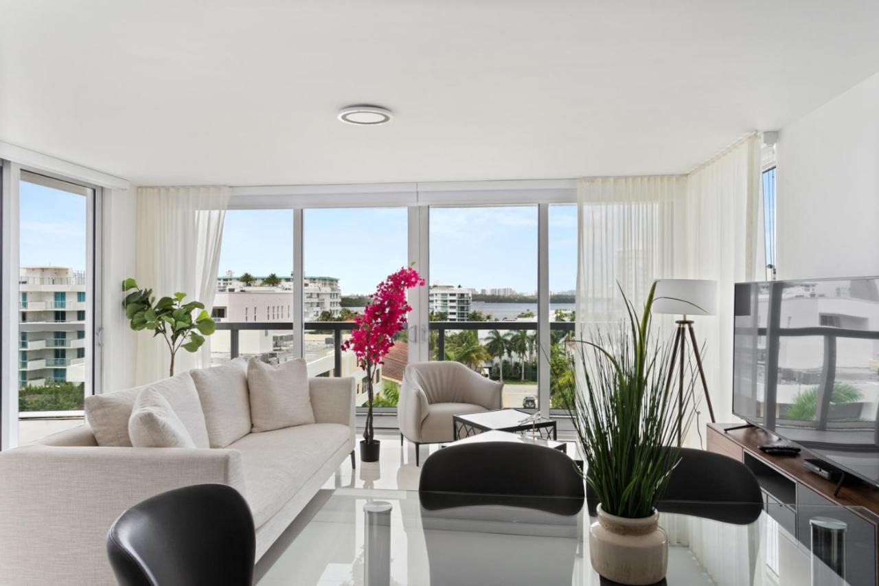 Bay Harbor One Vacation Apartment *