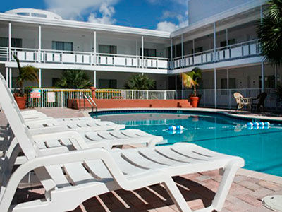 Hotel Collins 3*