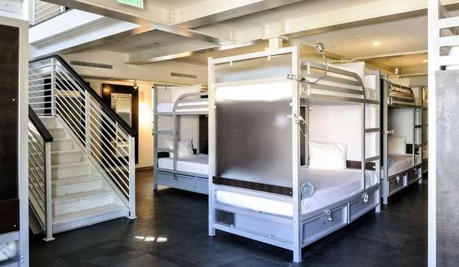 Posh South Hostel *
