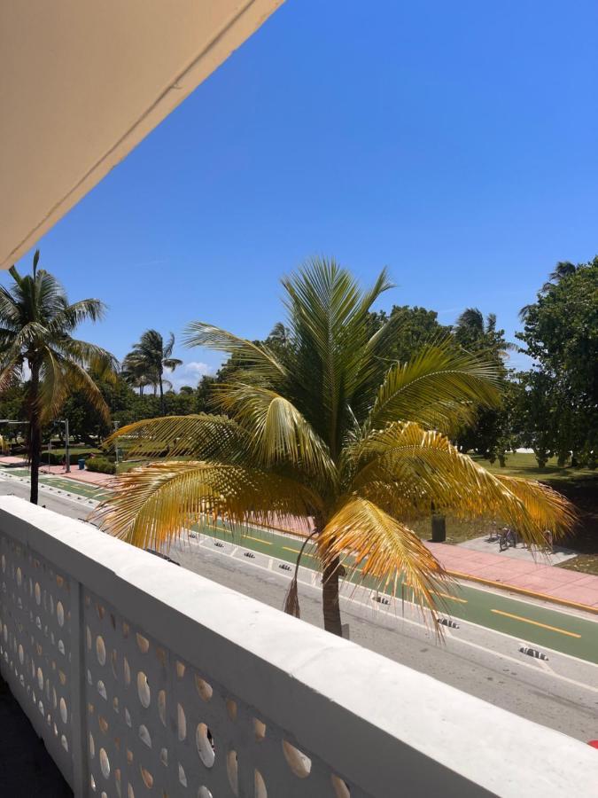 Hotel Suites At The On Ocean Drive 3*