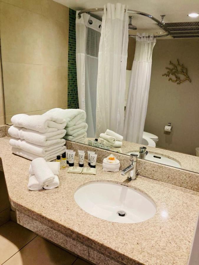 Hotel Suites At The On Ocean Drive Miami Beach
