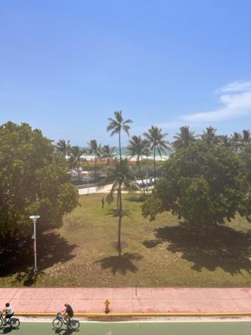 Suites At The On Ocean Drive Hotel 3*