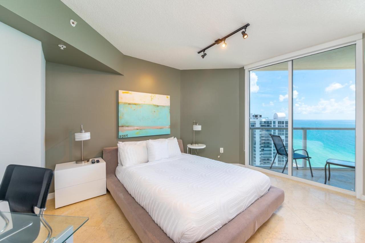 16699 Collins Ave Unit 2906 In La Perla Miami Beach