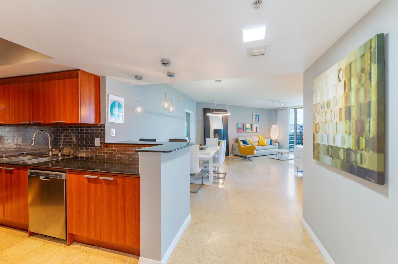 16699 Collins Ave Unit 2906 In La Perla Apartment *