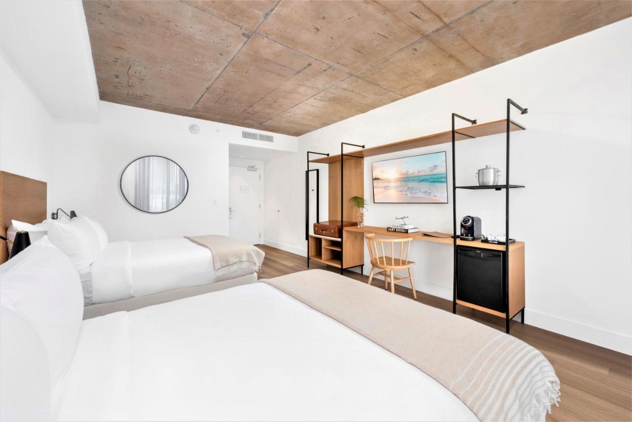 Upsun & Social Club Hotel