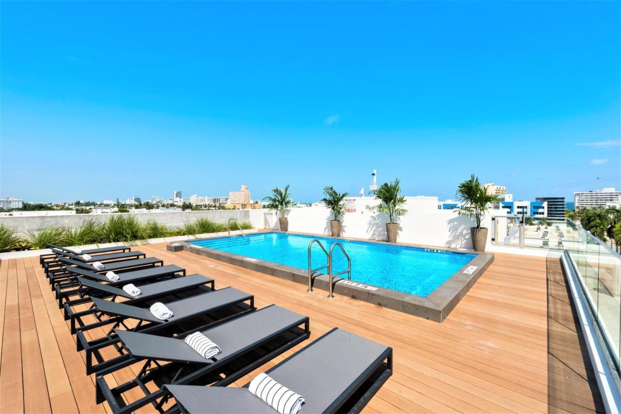 Upsun & Social Club Hotel