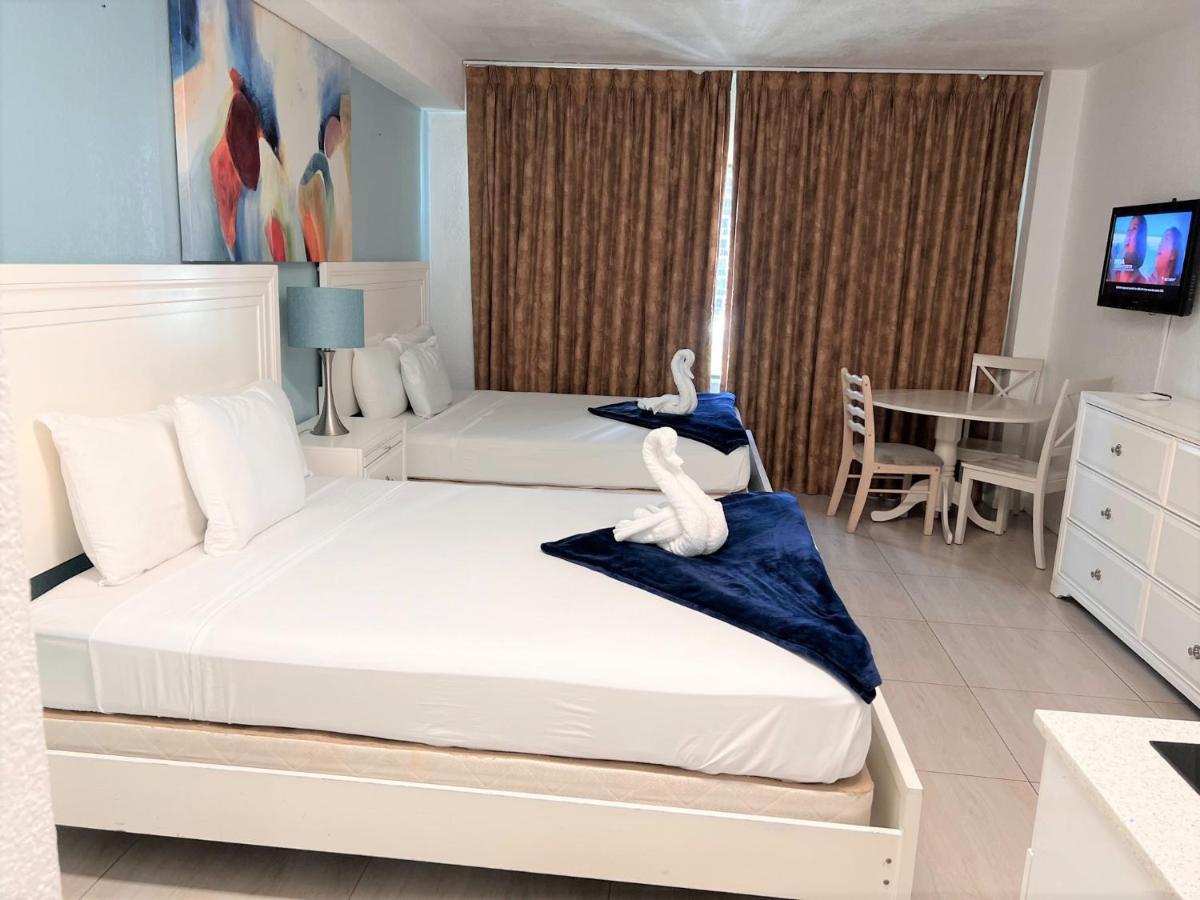 Ocean Front Units At Miami Apartment