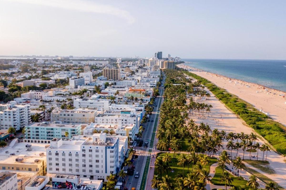 Upsun & Social Club Hotel Miami Beach