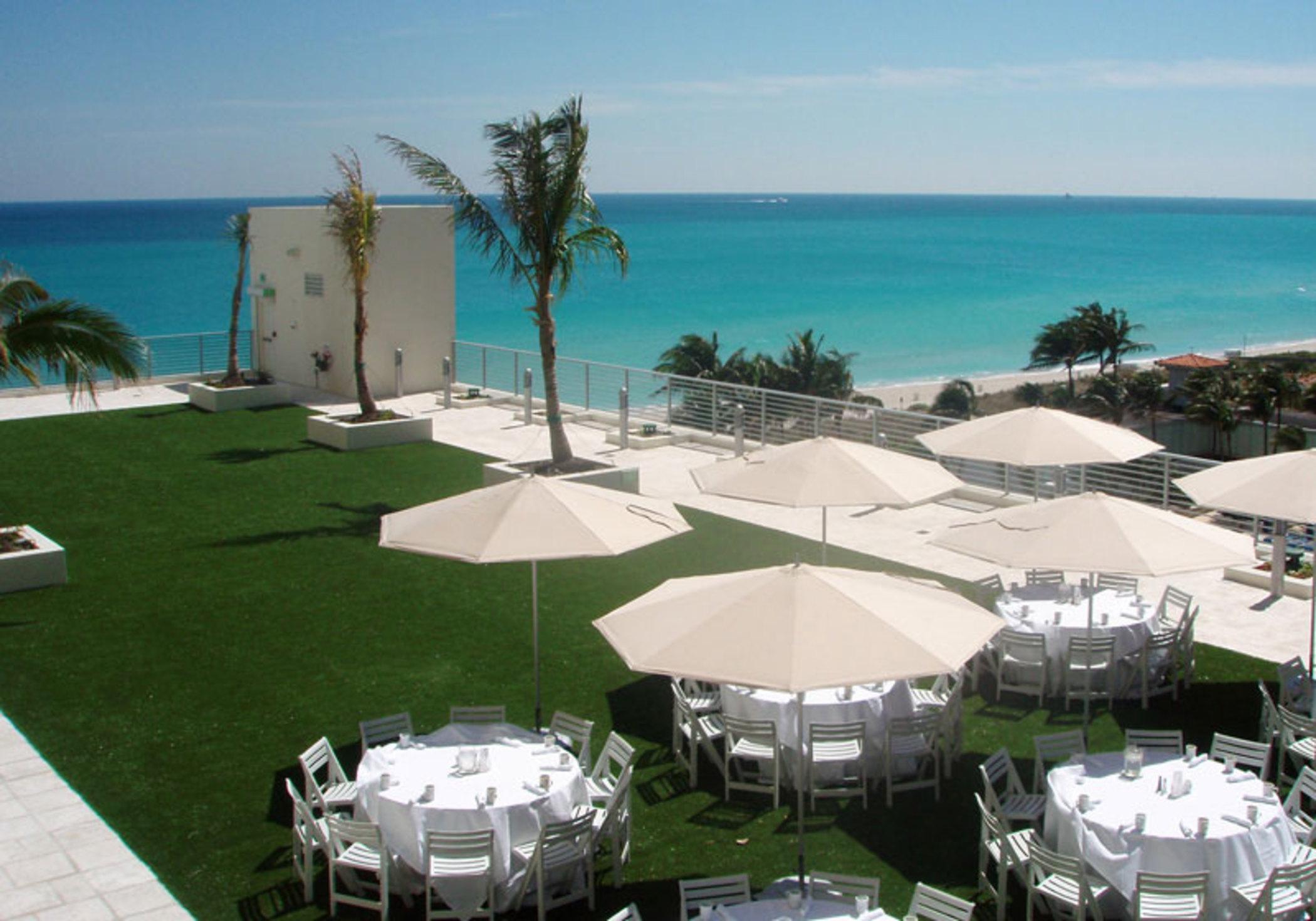 Hotel Grand Beach