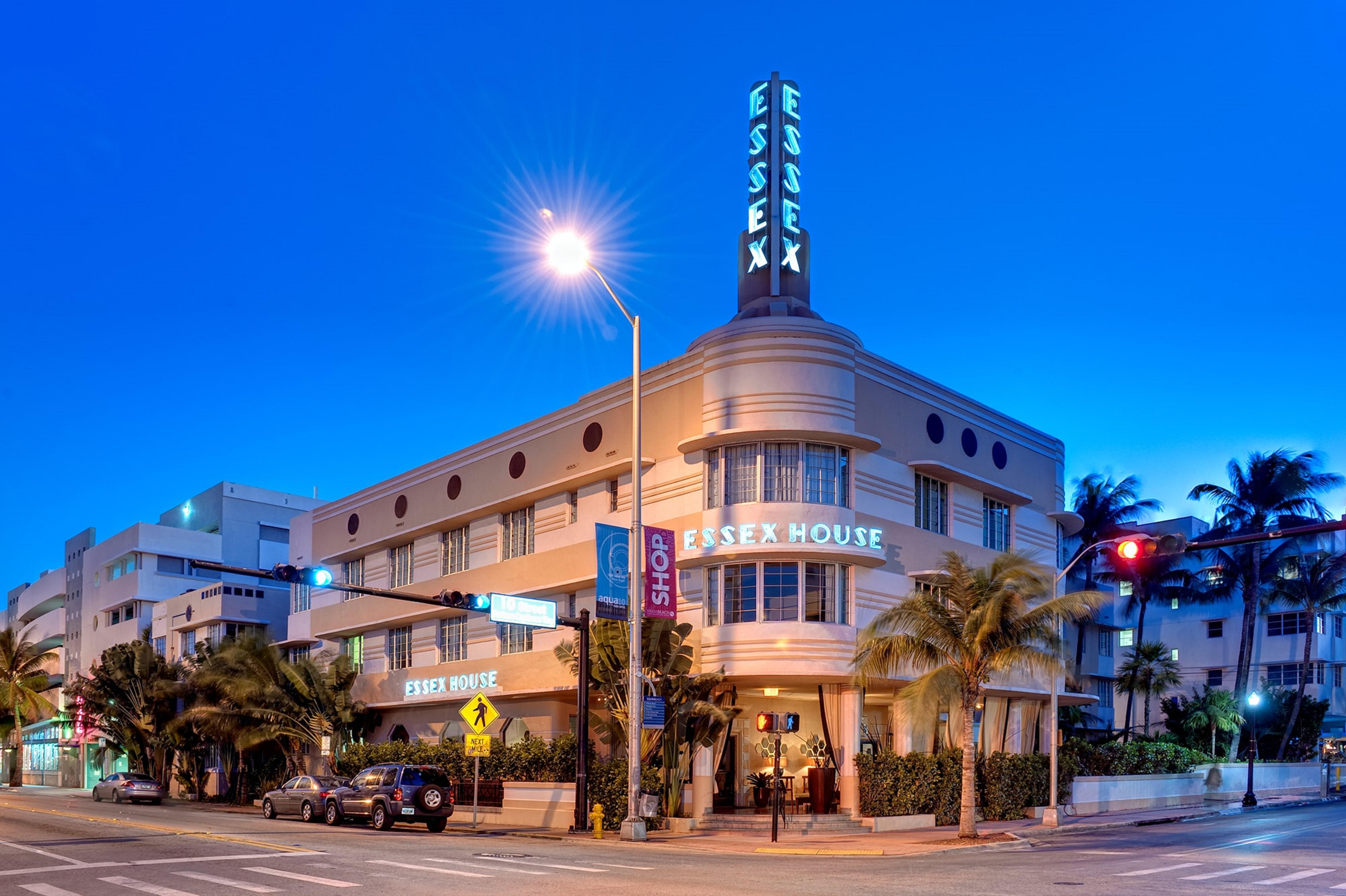 Essex House Miami Beach