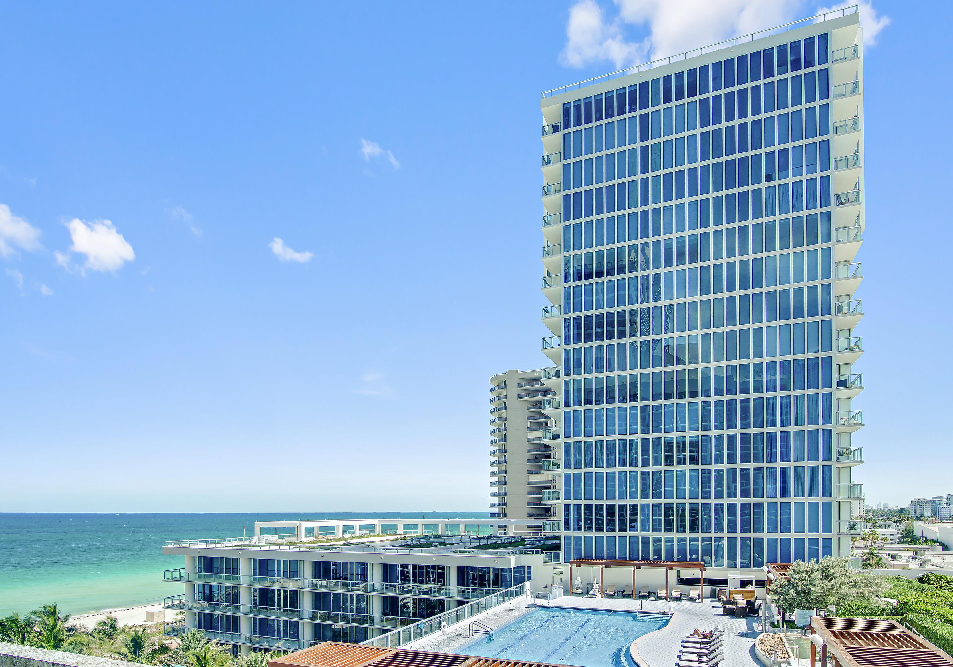 Hotel Carillon Miami Wellness 5*