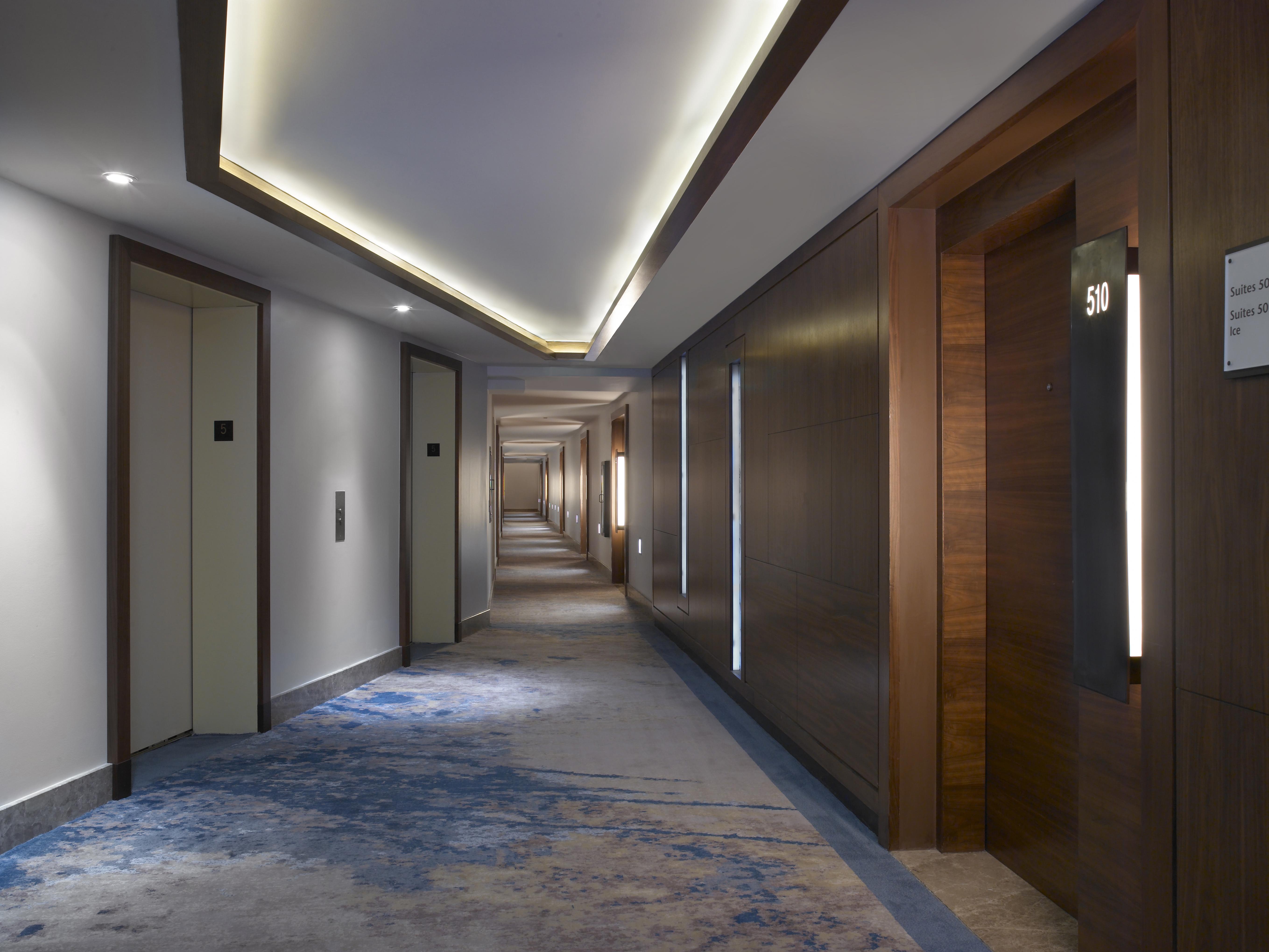 Carillon Miami Wellness Hotel 5*